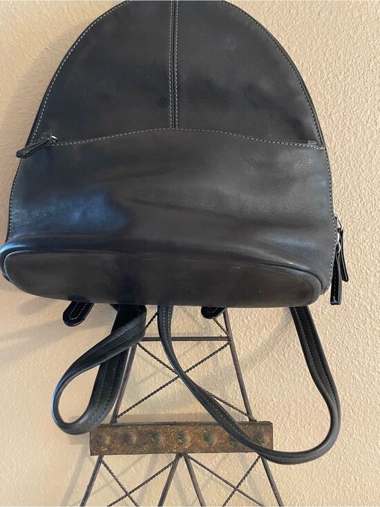 Tignanello Black Leather Women’s Backpack main image 10